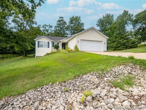 45 Evergreen Drive, Four Seasons, MO 65049
