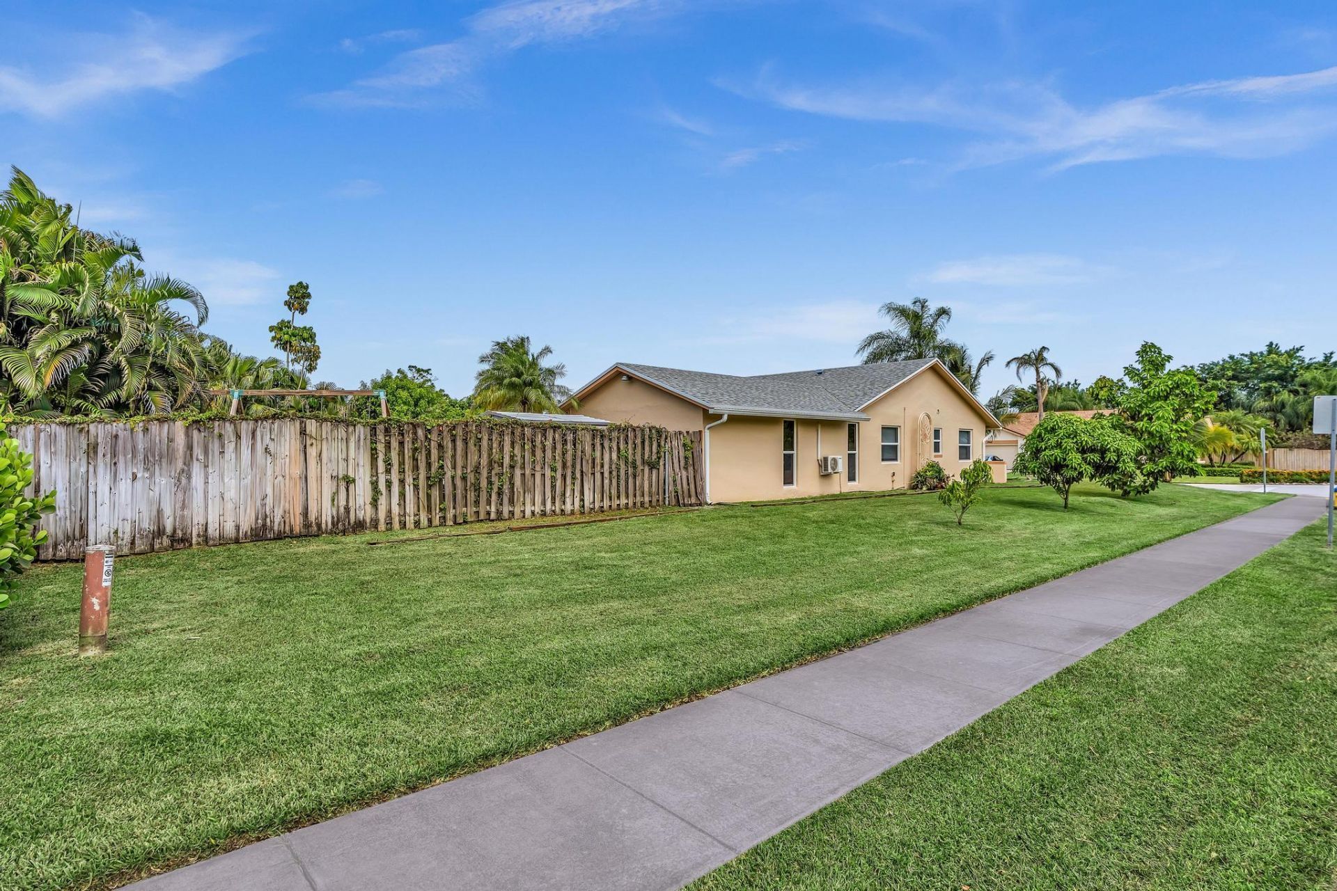 3947 NW 22nd Street, Coconut Creek, FL 33066 Photo
