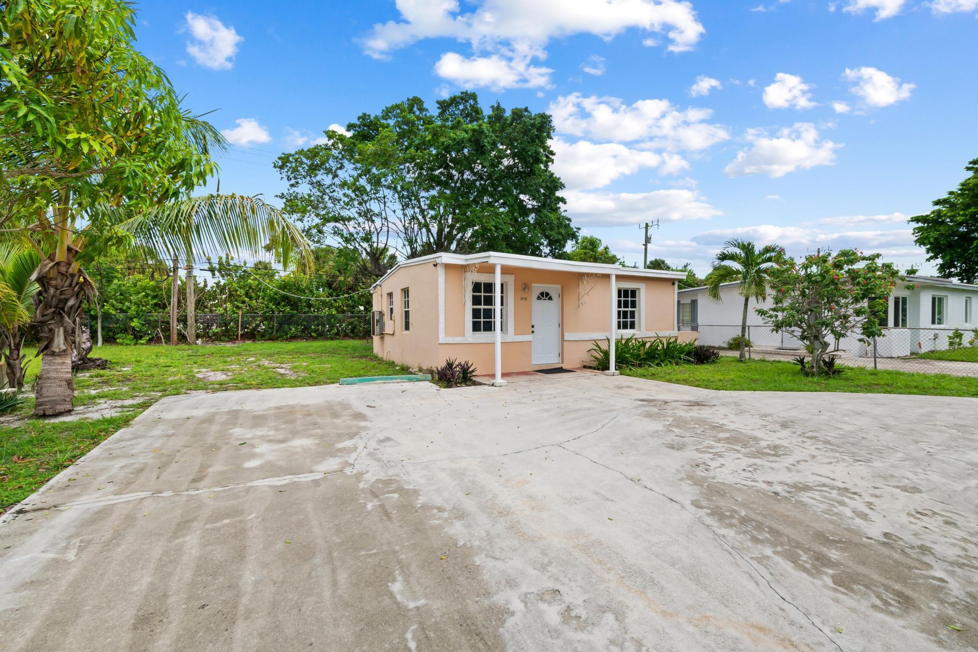 1808 NW 24th Terrace, Fort Lauderdale, FL 33311 Photo