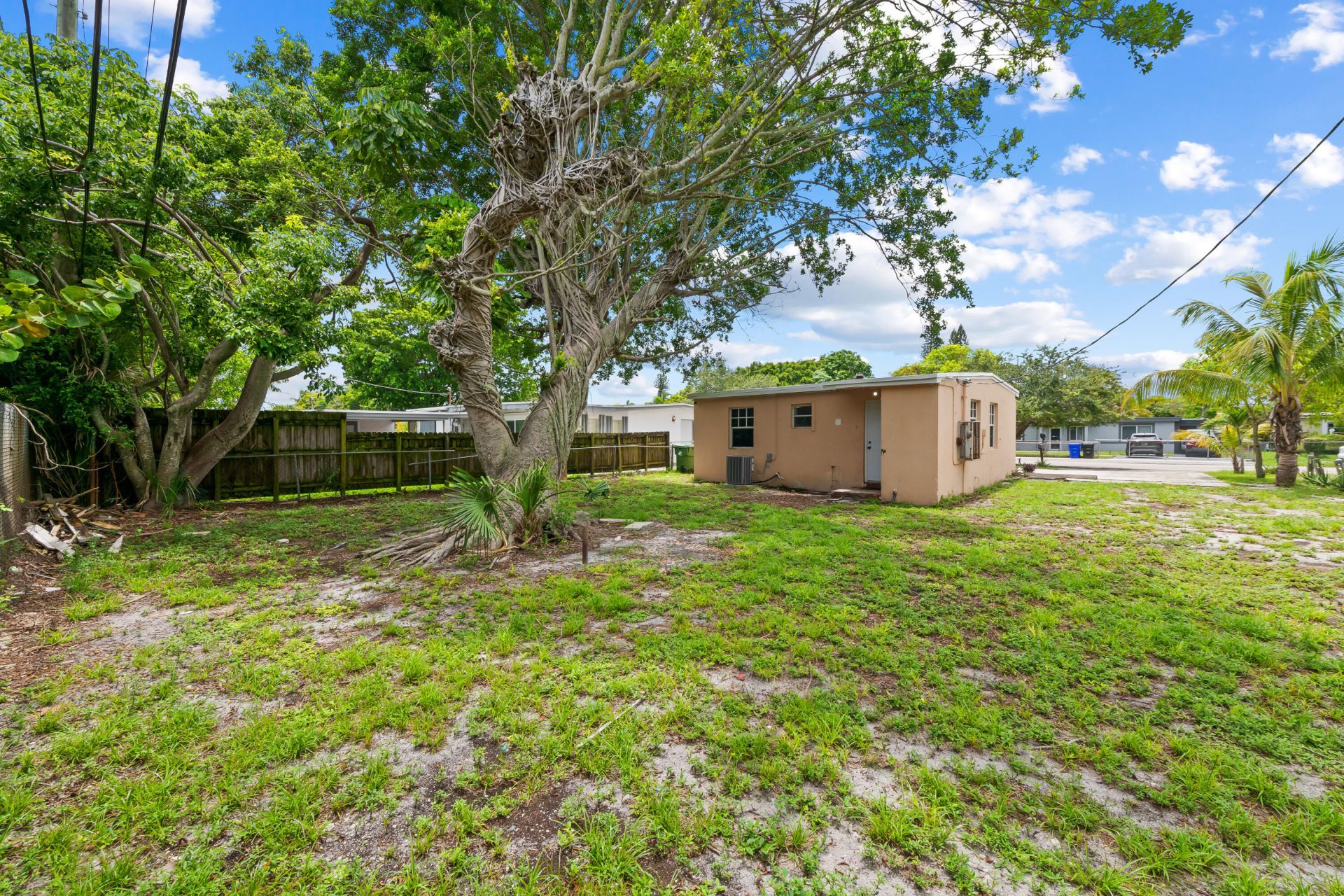 1808 NW 24th Terrace, Fort Lauderdale, FL 33311 Photo