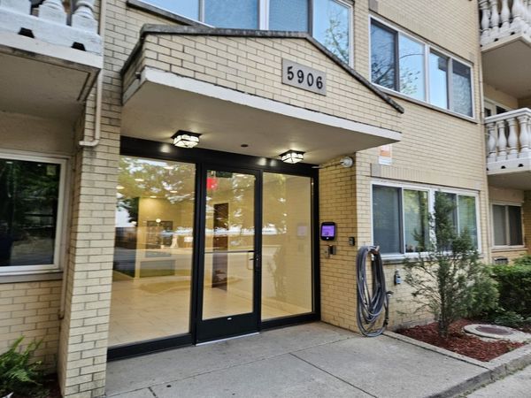 5906 N Sheridan Road , Unit 1GB, Chicago, IL 60660