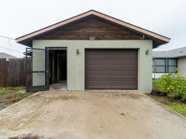 2227 BENSON STREET, SARASOTA, FL 34231