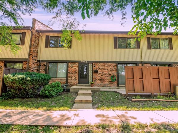 7346 Country Creek Way , Unit 8, Downers Grove, IL 60516
