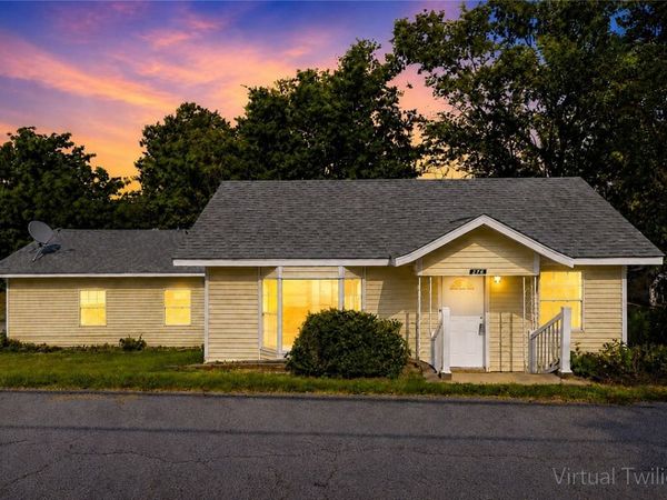 276 N A Street , Centerton, AR 72719