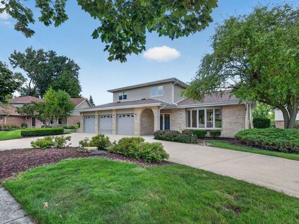 11644 Brookwood Drive , Orland Park, IL 60467