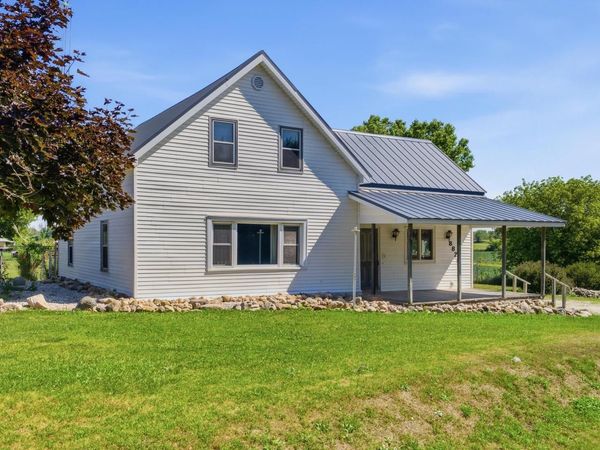 8820 Polifka ROAD, Whitelaw, WI 54247