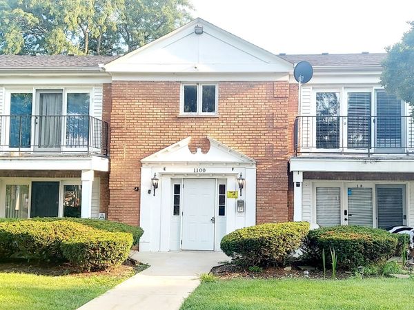1100 N Farnsworth Avenue , Unit 2F, Aurora, IL 60505