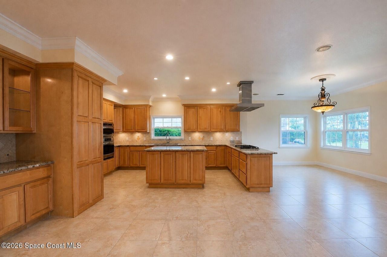 1613 N Indian River Drive , Cocoa, FL 32922 Photo
