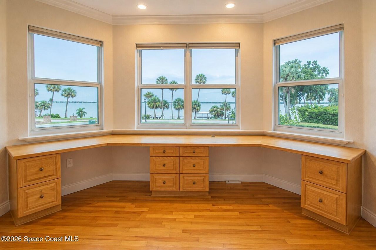 1613 N Indian River Drive , Cocoa, FL 32922 Photo