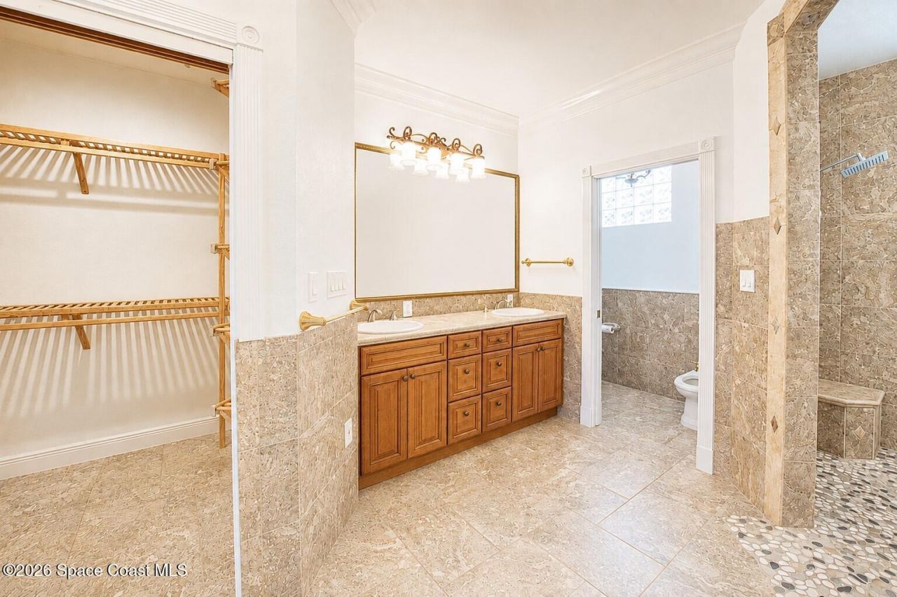 1613 N Indian River Drive , Cocoa, FL 32922 Photo