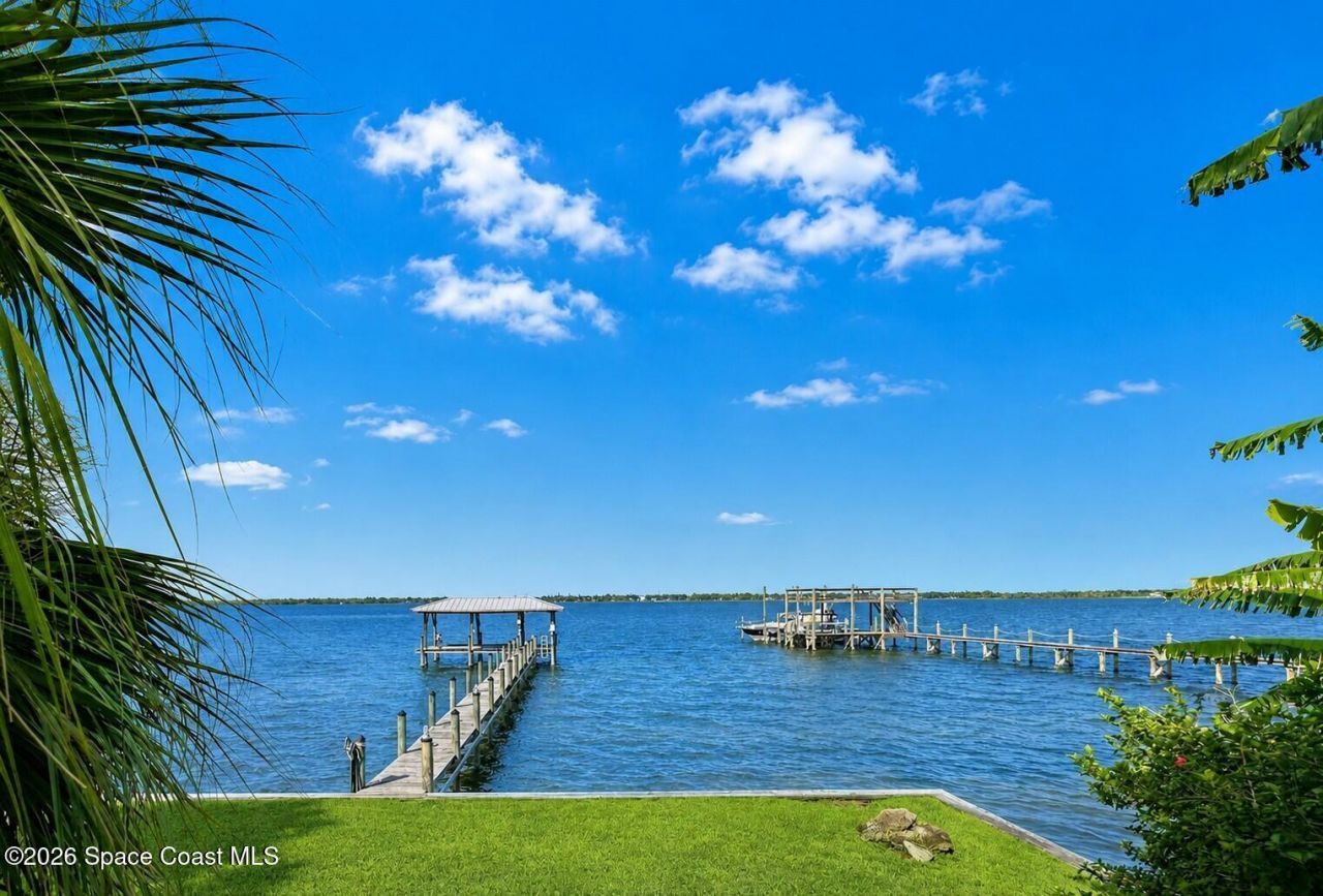 1613 N Indian River Drive , Cocoa, FL 32922 Photo