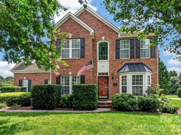 127 Corona Circle, Mooresville, NC 28117