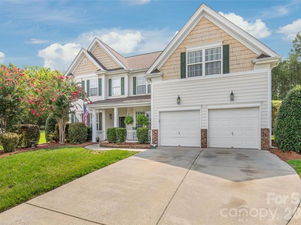 1906 Birchbrook Court , Harrisburg, NC 28075
