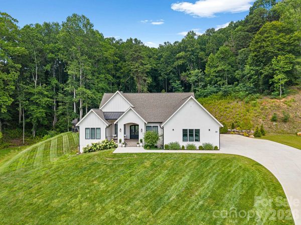 30 Bridgeway Drive , Candler, NC 28715