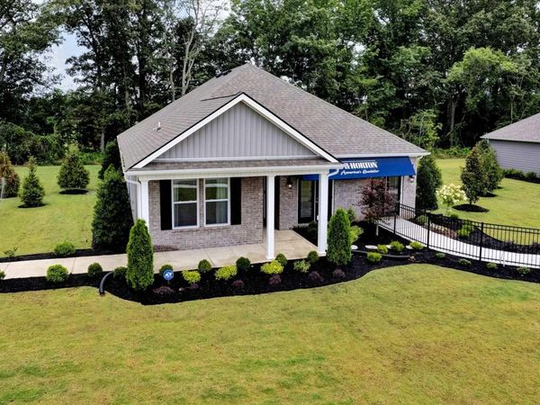 935 MEWBORN FARM RD, Oakland, TN 38060