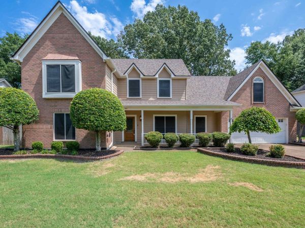 986 HEATHER LAKE DR, Collierville, TN 38017