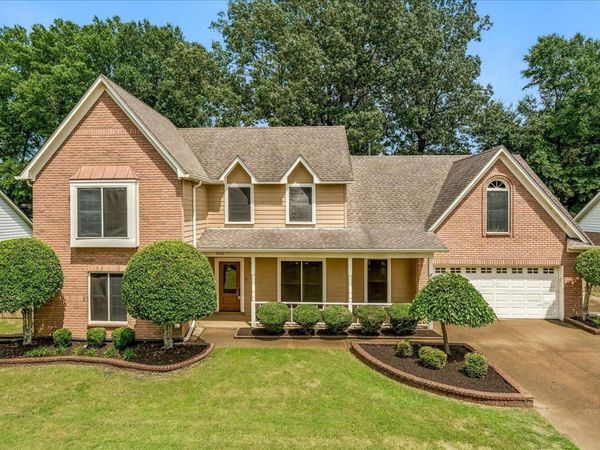 986 HEATHER LAKE DR, Collierville, TN 38017