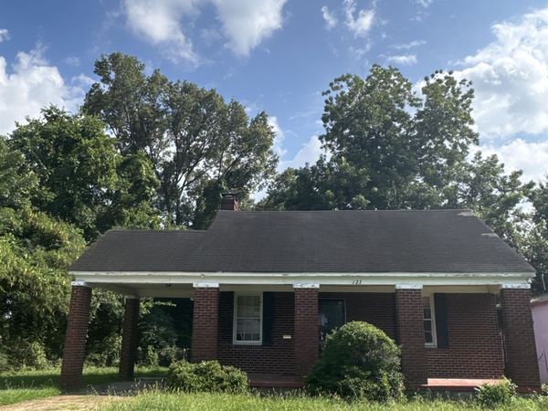 123 S PARKWAY AVE E, Memphis, TN 38106