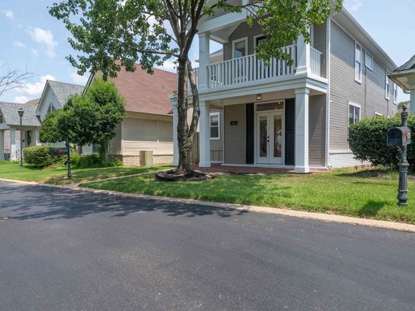 1124 MISTY ISLE DR, Memphis, TN 38103