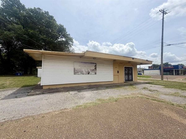 3010 S. THIRD ST, Memphis, TN 38109