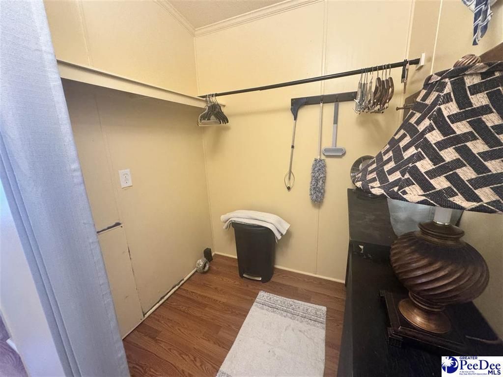 4341 Lake Swamp Road Photo 8
