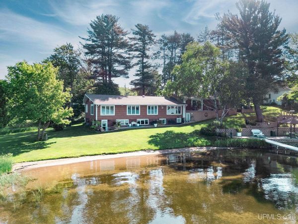 1125 Owaissa Street, Negaunee, MI 49866