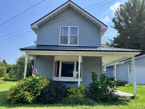 211 S Steel Street, Ontonagon, MI 49953