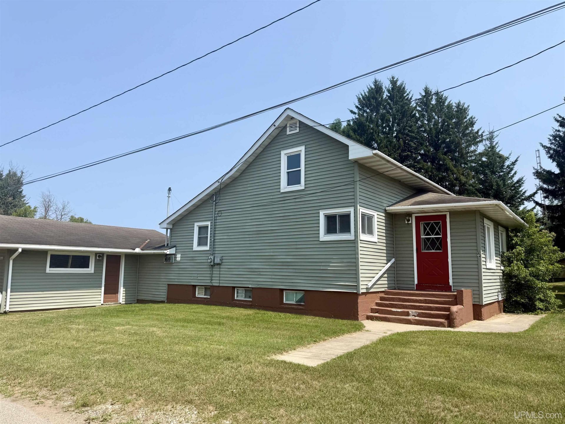 N1622 Cedar Street, Norway Twp, MI 49892 Main Photo