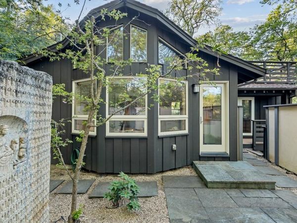 176 Los Trancos Circle, Portola Valley, CA 94028