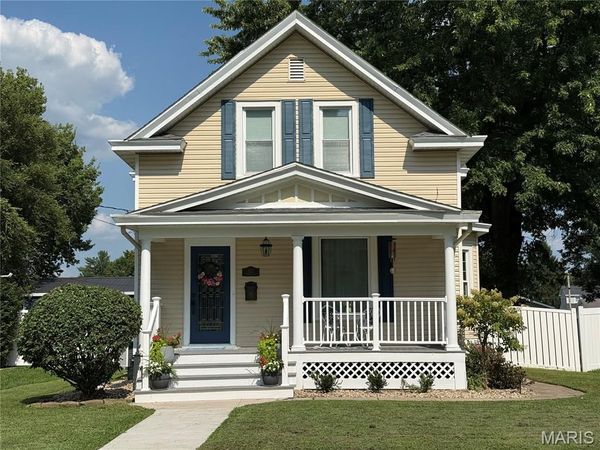 1821 Evergreen Avenue , Alton, IL 62002