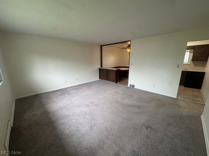 24051 Columbus Road, Bedford Heights, OH 44146 Photo 10