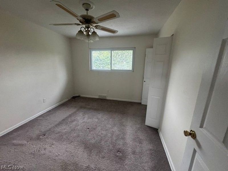 24051 Columbus Road, Bedford Heights, OH 44146 Photo 19