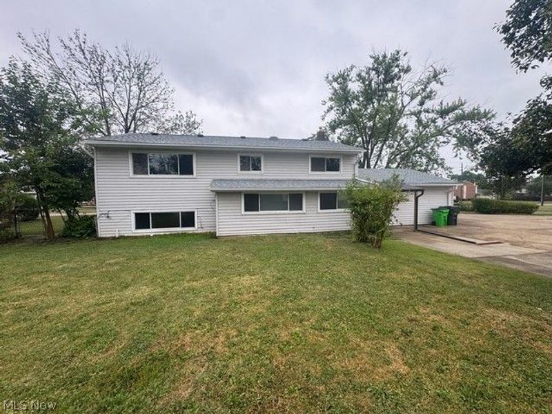 24051 Columbus Road, Bedford Heights, OH 44146 Photo 4