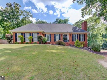 3441 Knollwood Court, Buford, GA 30519