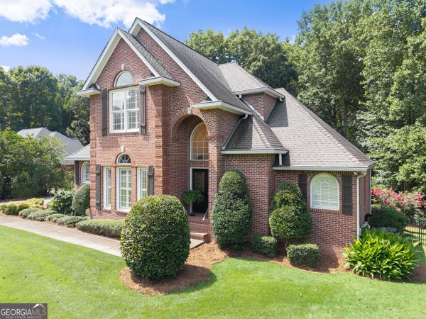 3869 Alexandria Drive, Gainesville, GA 30506