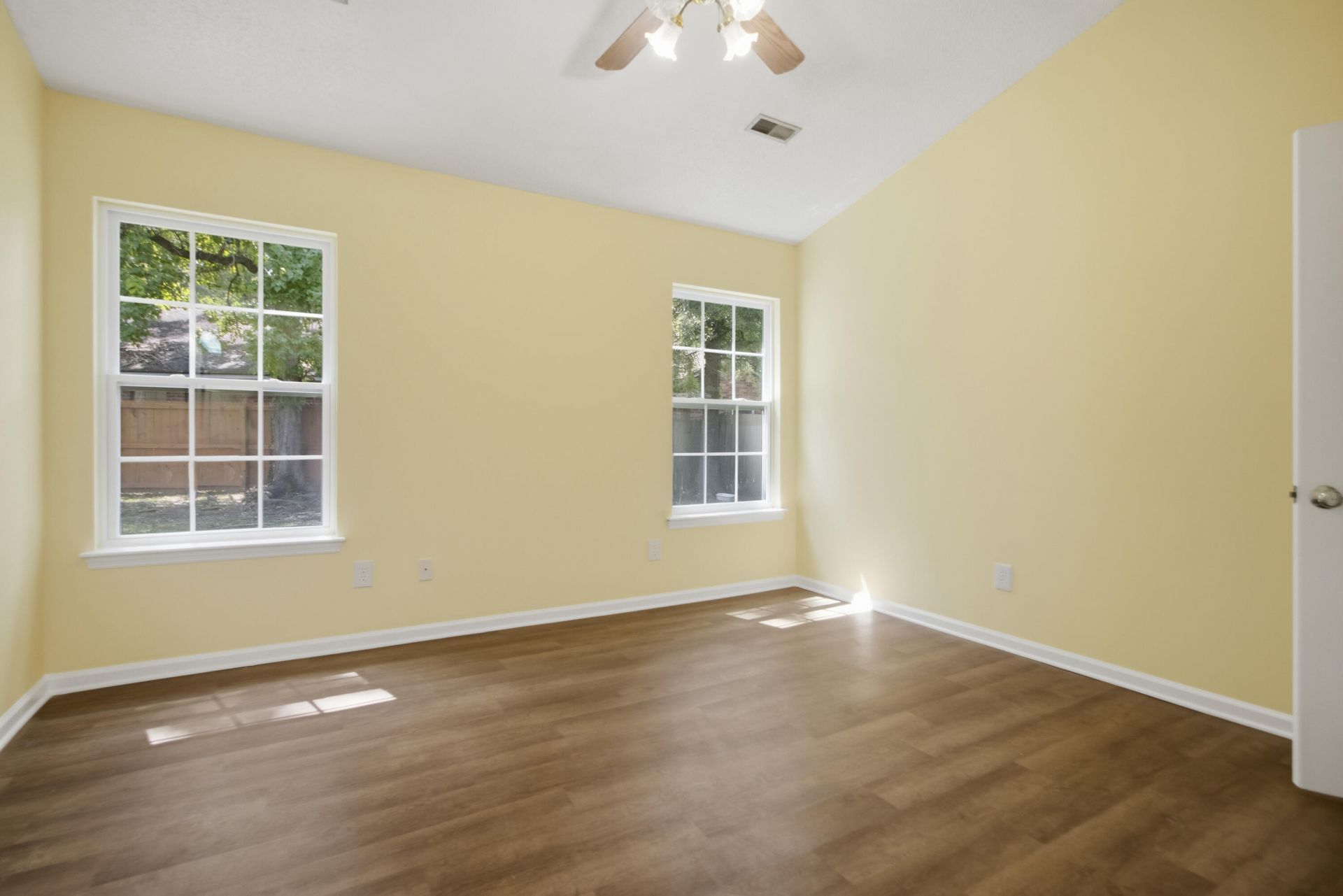 9010 Blitzen Court Photo 27