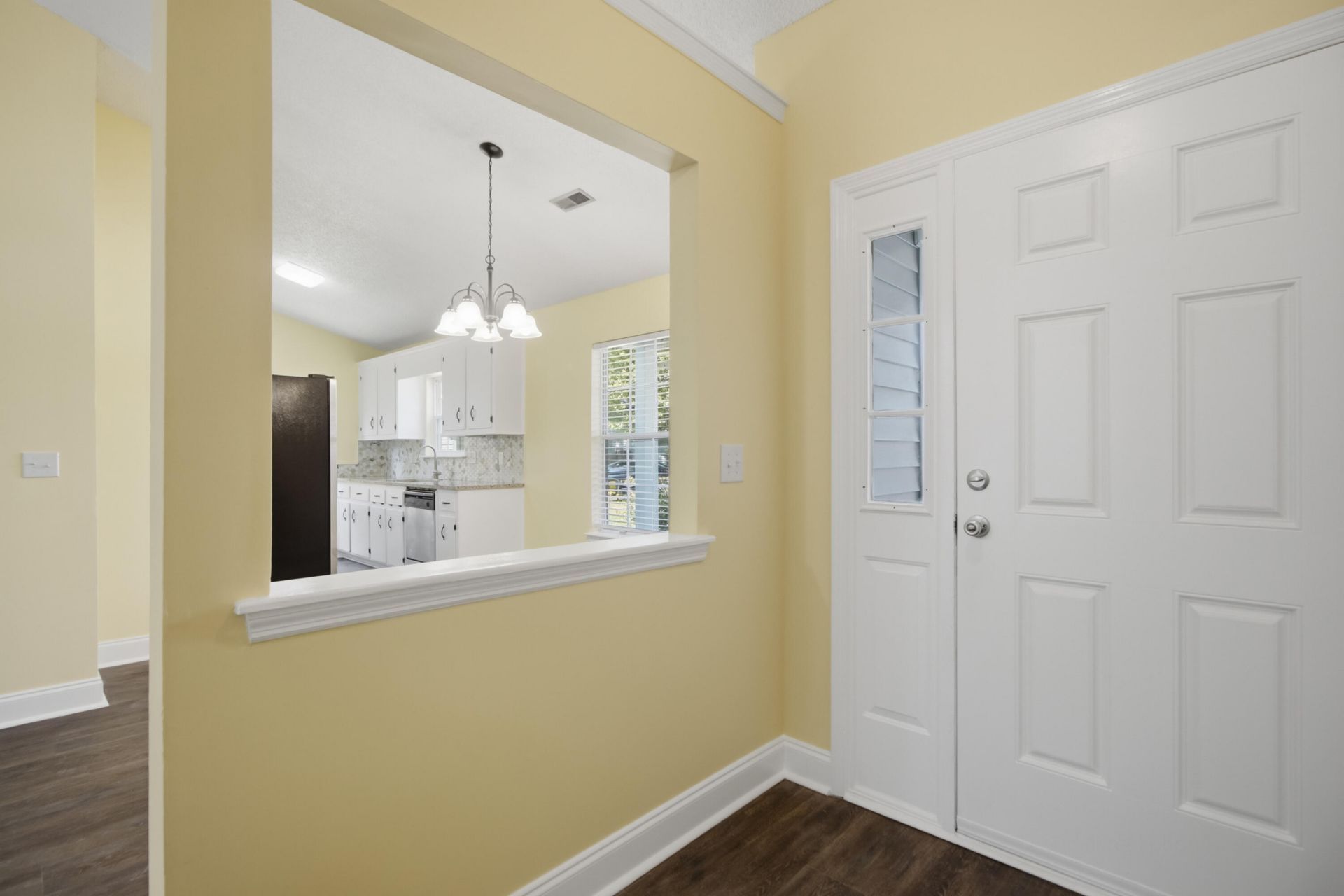 9010 Blitzen Court Photo 6