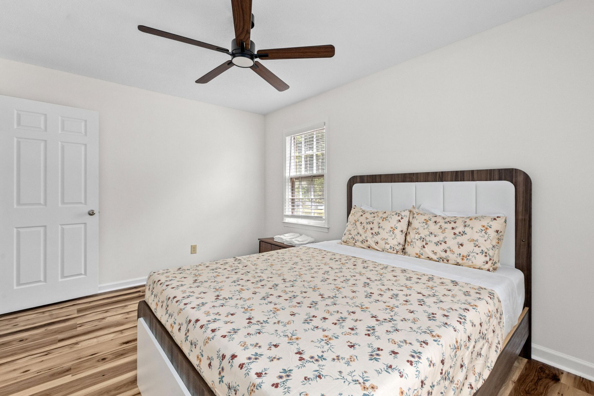 8113 Waltham Road Photo 18