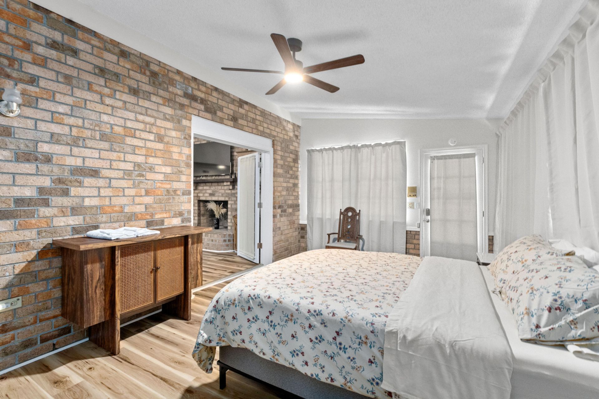 8113 Waltham Road Photo 29