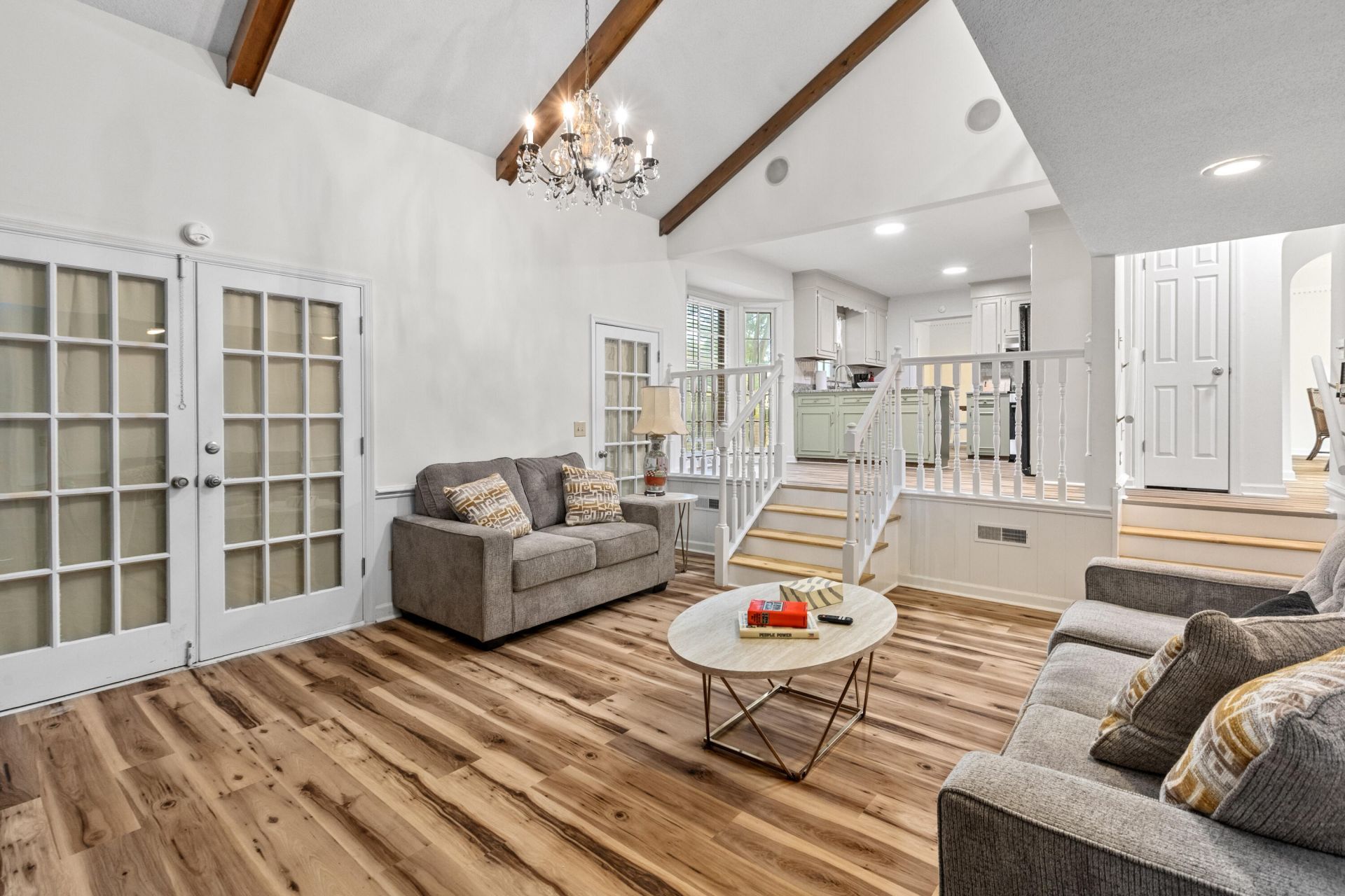 8113 Waltham Road Photo 41