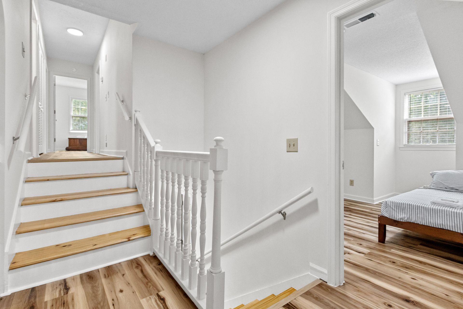 8113 Waltham Road Photo 48