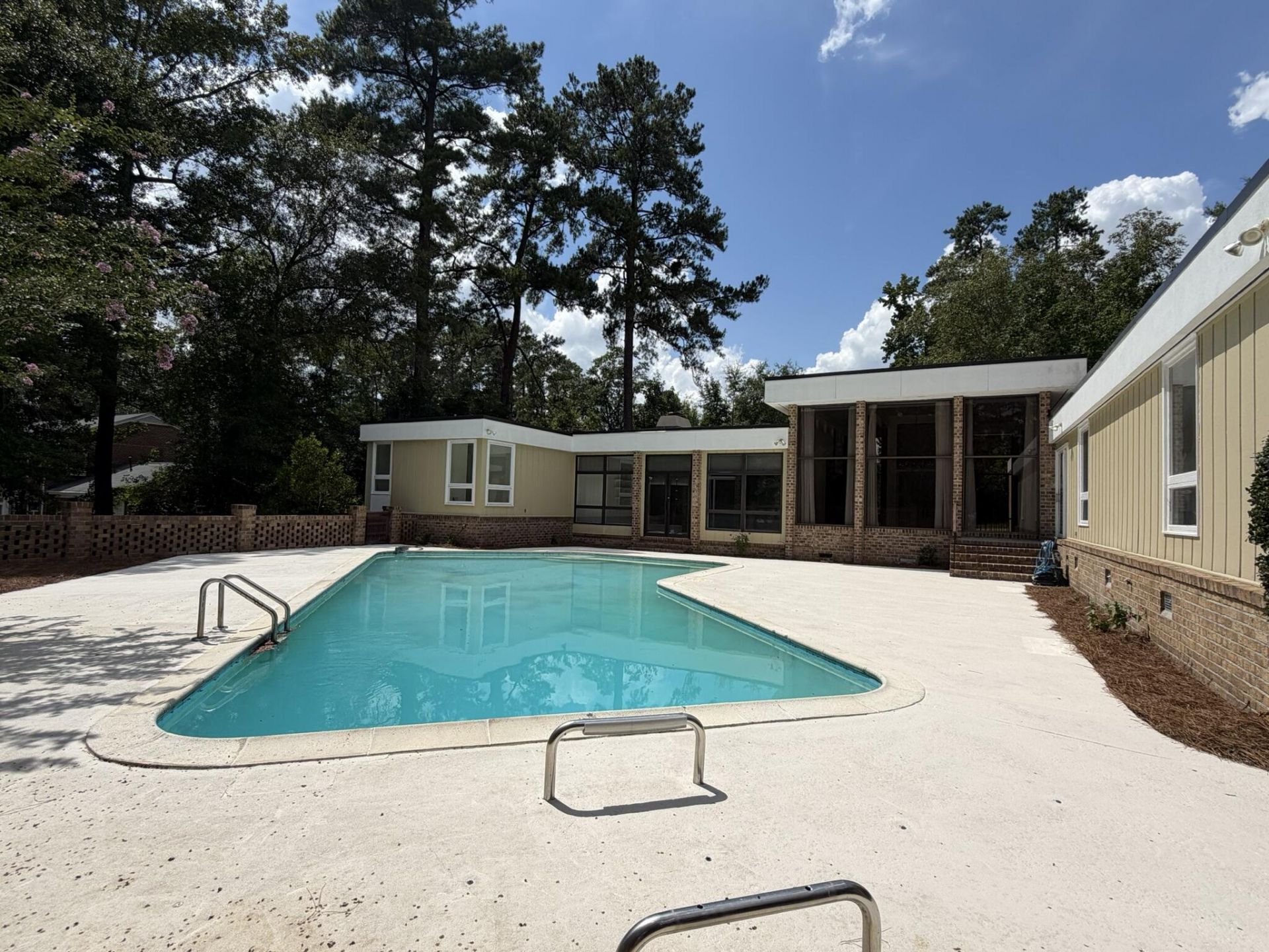 255 Mason Drive Photo 18
