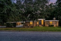 255 Mason Drive photo 4