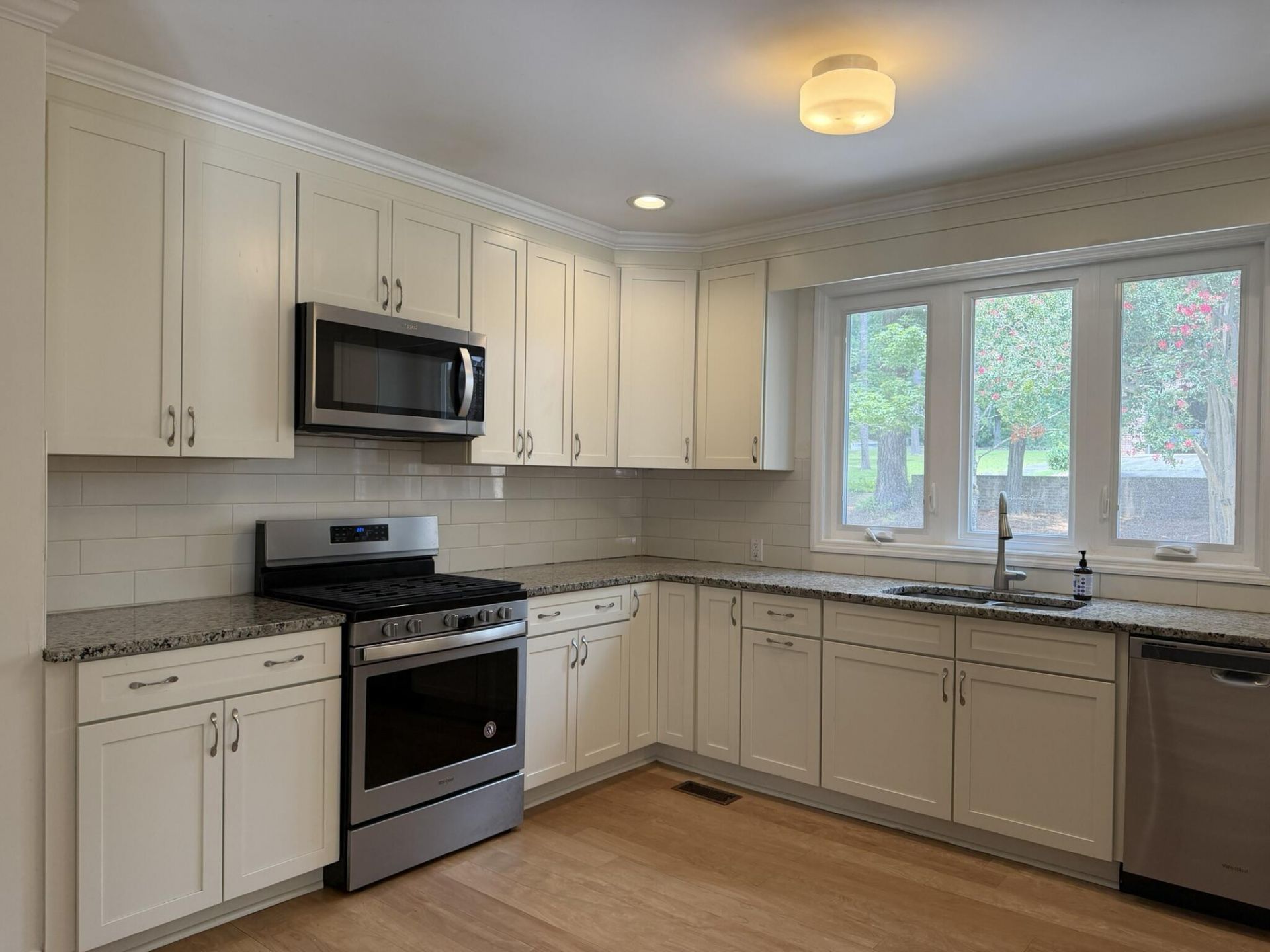255 Mason Drive Photo 20