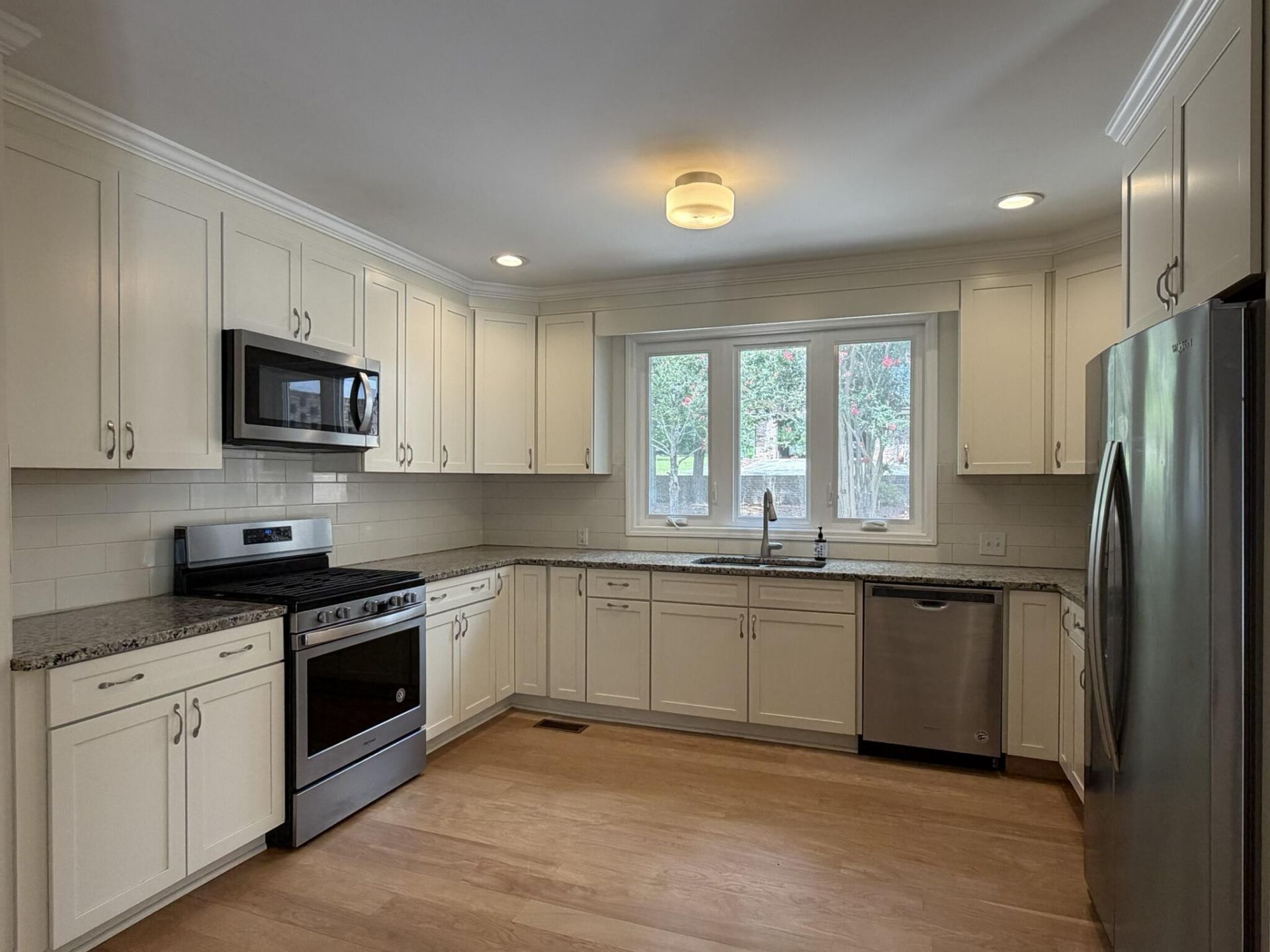 255 Mason Drive Photo 21