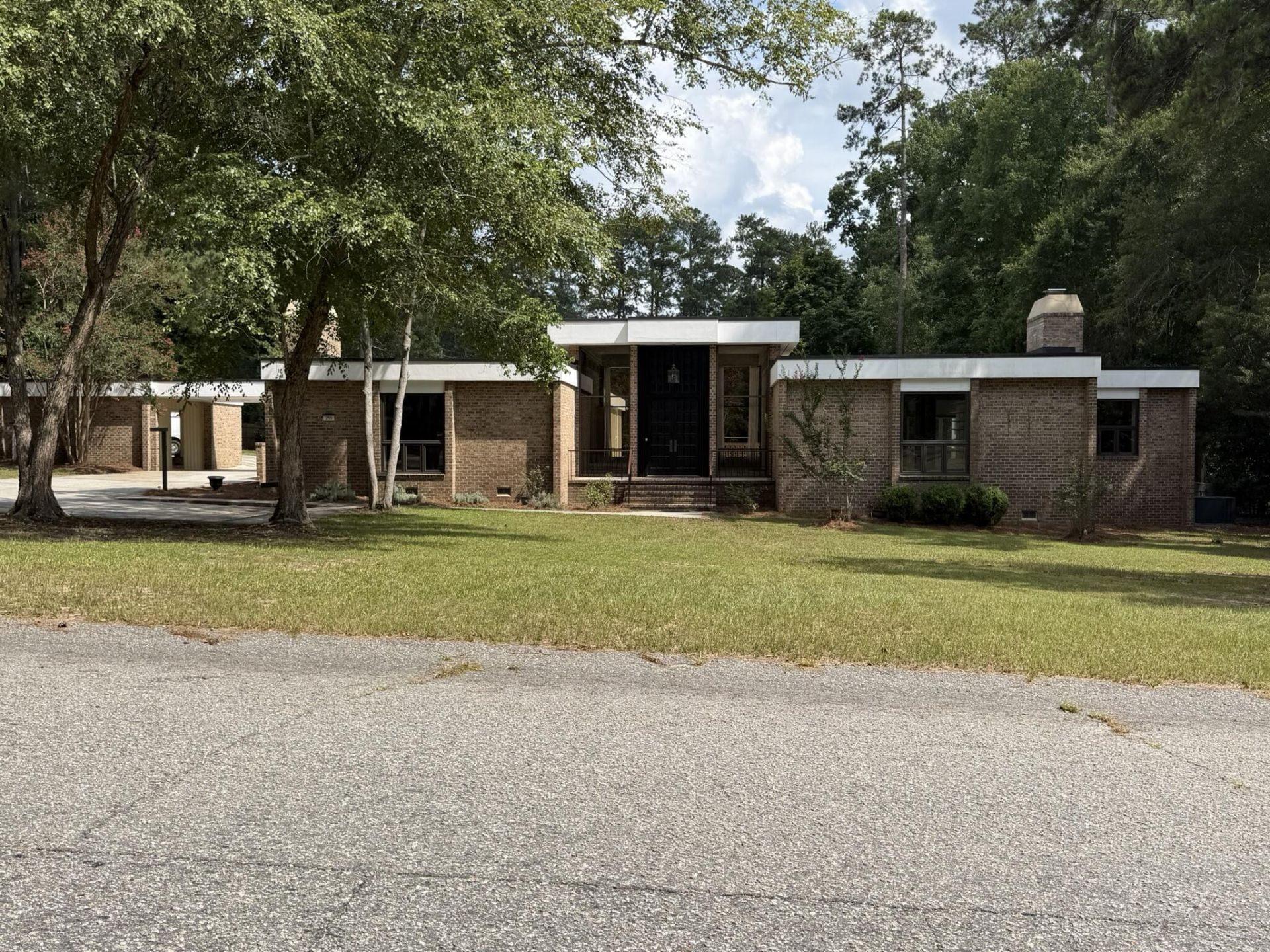 255 Mason Drive Photo 6