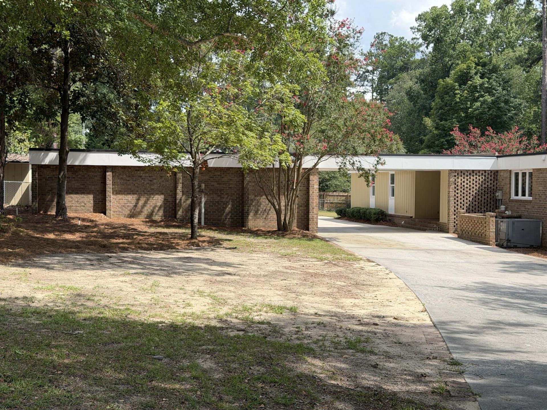 255 Mason Drive Photo 9