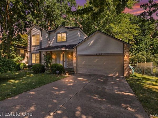 2931 Wisconsin Road , Troy, Mi 48083