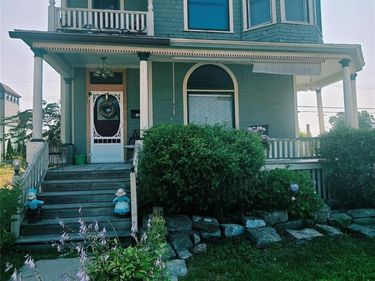 1516 6th Street, Port Huron, Mi 48060