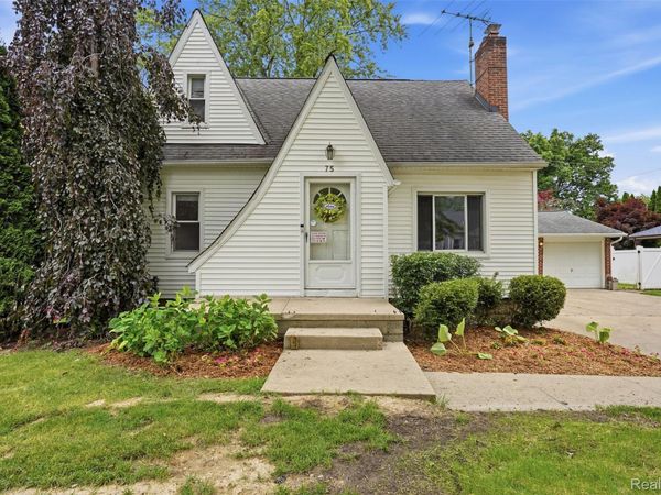 75 Preston Avenue , Waterford Township, Mi 48328